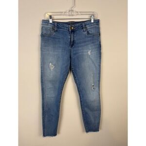 Kut From The Kloth Skinny Jeans Light Wash Raw Hem Distressed Size 10 Ankle